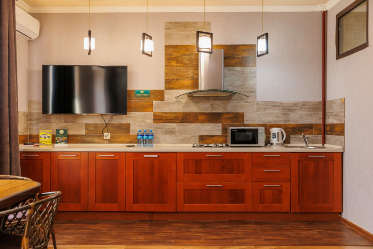 Апартаменты с двуспальной кроватью и диваном - кроватью