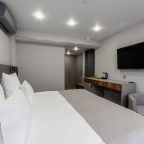 Двухместный (Улучшенный номер с кроватью размера «king-size»), Отель Атмосфера