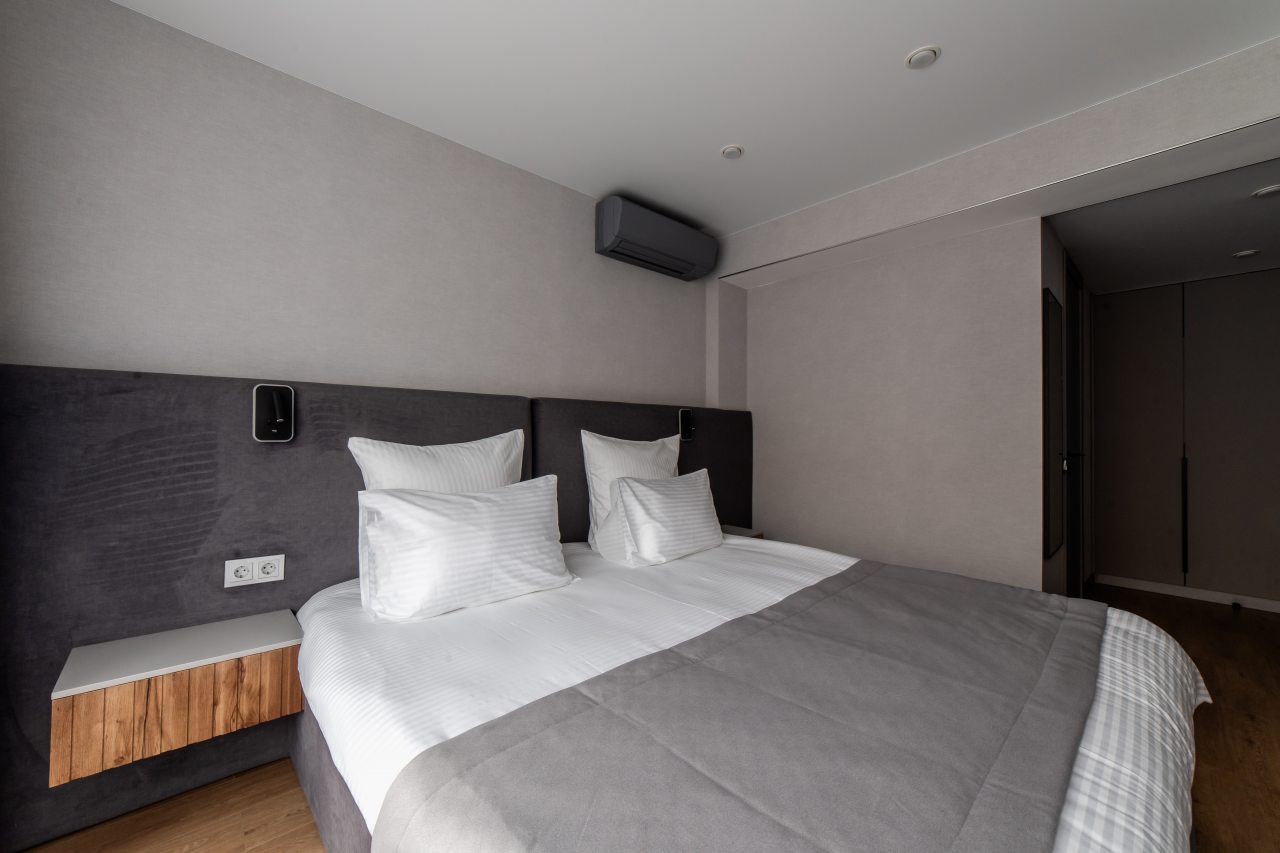 Двухместный (Улучшенный номер с кроватью размера «king-size»), Отель Атмосфера