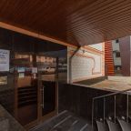 Вывеска отеля.