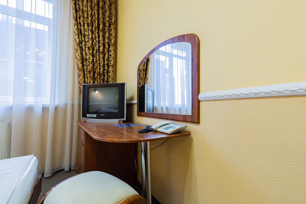 Номер с теливизором.