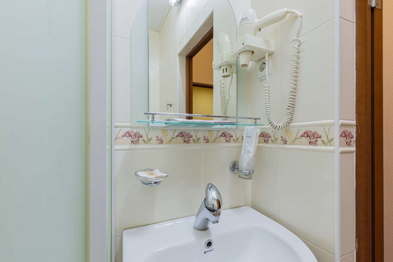 В номере есть фен.