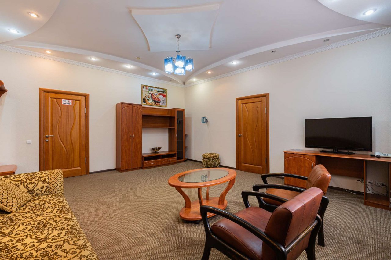 Телевизор в номере.