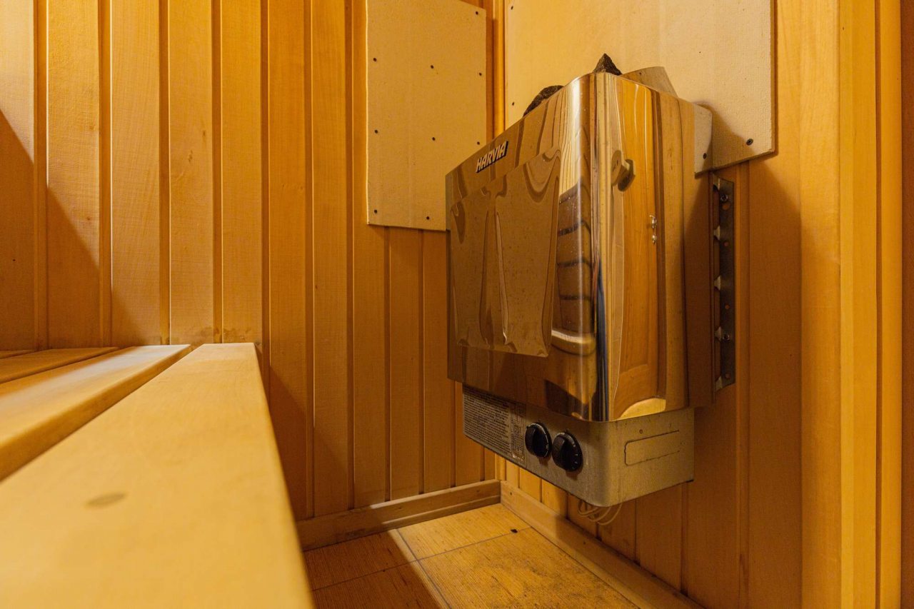 Сауна вномере.