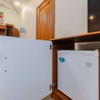 Холодильник в номере.