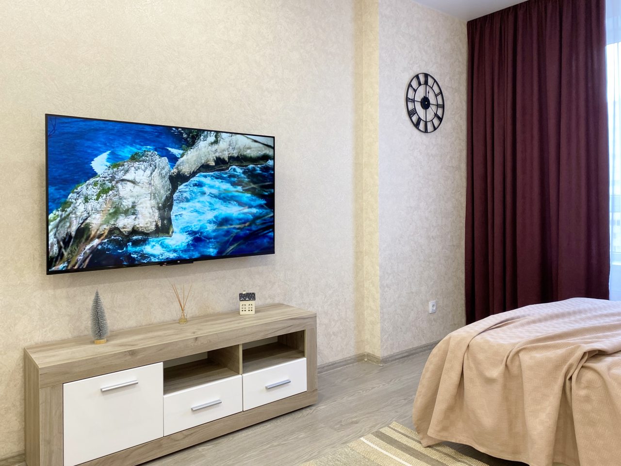 Апартаменты (Вишня), Апартаменты Your Place на Героев-Разведчиков 6к3