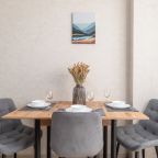 Апартаменты (Грей), Апартаменты Your Place на Героев-Разведчиков 8к4