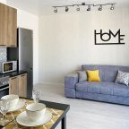 Апартаменты (Лофт), Апартаменты Your Place на Героев-Разведчиков 8к4