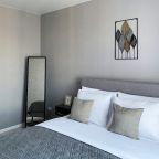 Апартаменты (Лофт), Апартаменты Your Place на Героев-Разведчиков 8к4