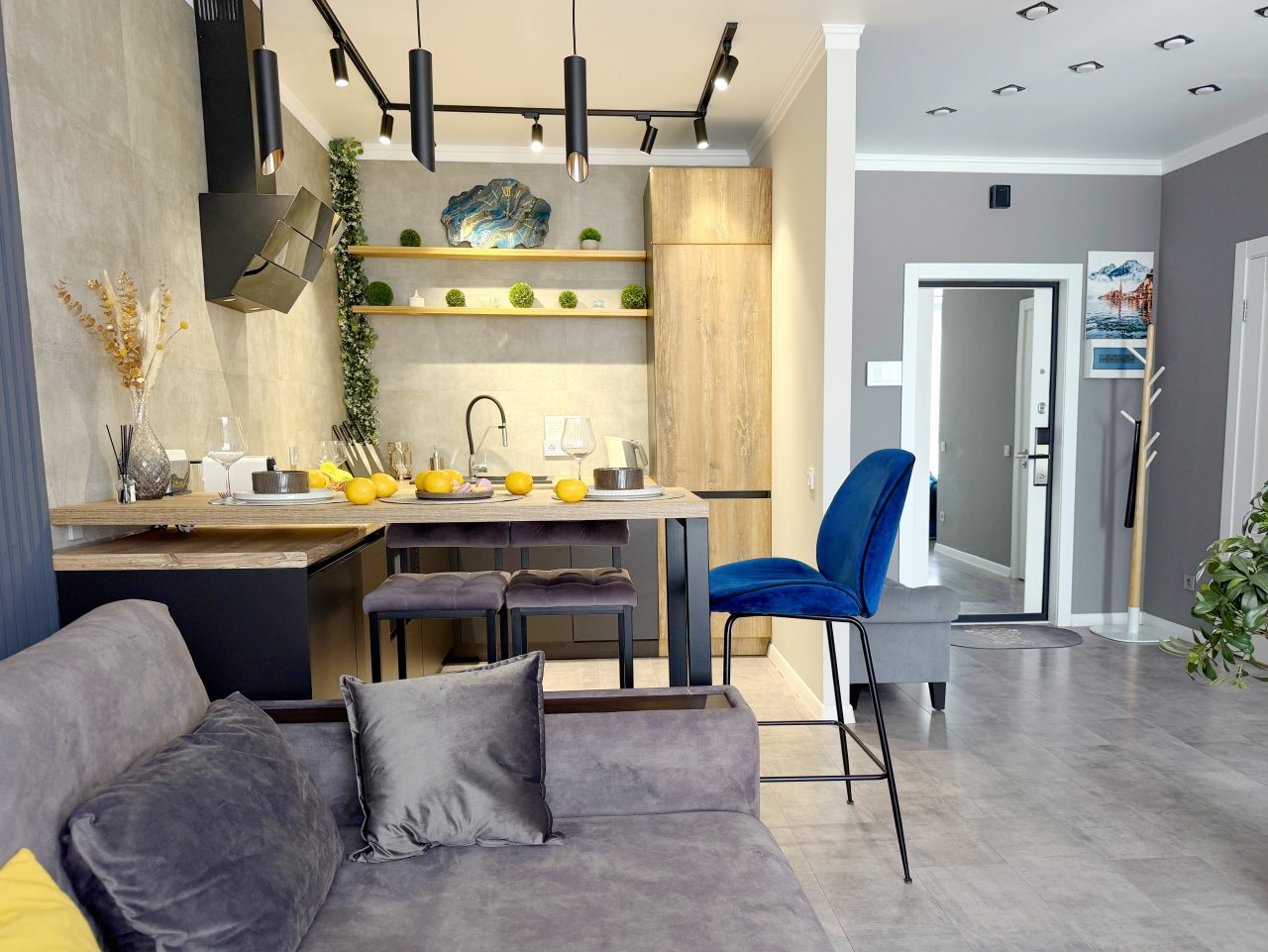 Квартира (Персона), Апартаменты Квартиры на ул. Героев - Разведчиков д. 8к4