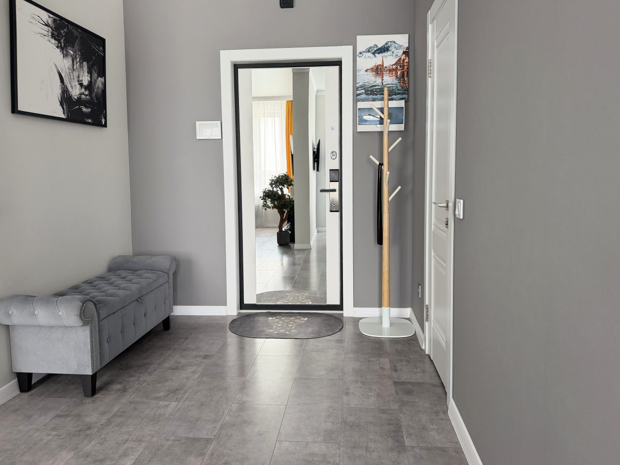 Квартира (Персона), Апартаменты Квартиры на ул. Героев - Разведчиков д. 8к4