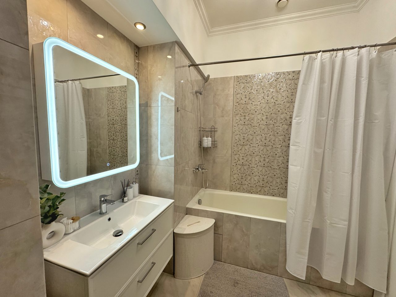 Апартаменты (Apart-Comfort на улице Садовая-Каретная), Апартаменты Apart-Comfort на улице Садовая-Каретная