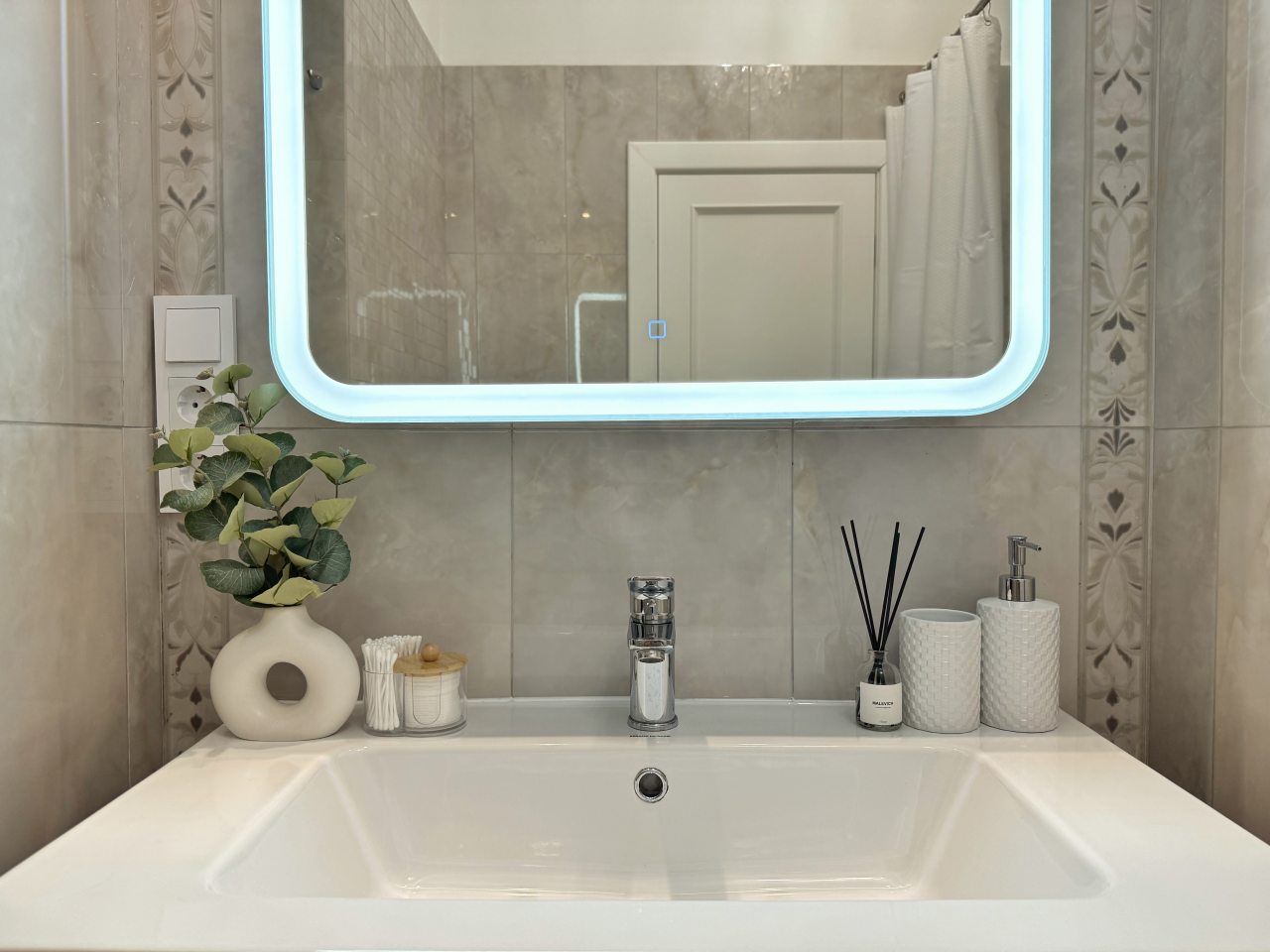 Апартаменты (Apart-Comfort на улице Садовая-Каретная), Апартаменты Apart-Comfort на улице Садовая-Каретная