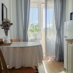 Апартаменты (Классный Домик. 1-комнатная квартира с видом на город и облака), Апартаменты Классный Домик. 1-комнатные с видом на город и облака