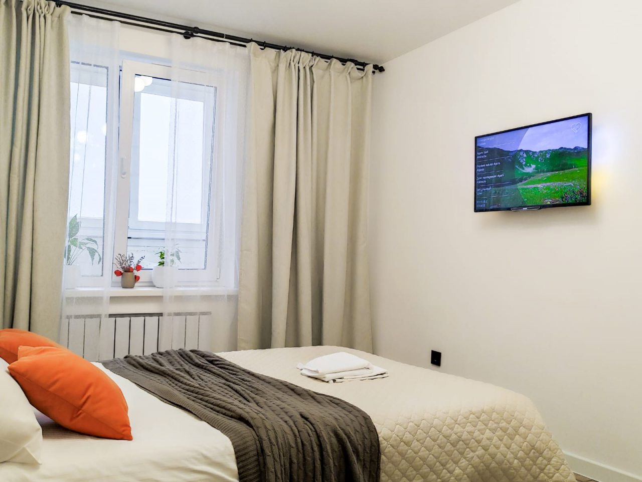 Апартаменты (Классный Домик. 1-комнатная квартира с видом на город и облака), Апартаменты Классный Домик. 1-комнатные с видом на город и облака