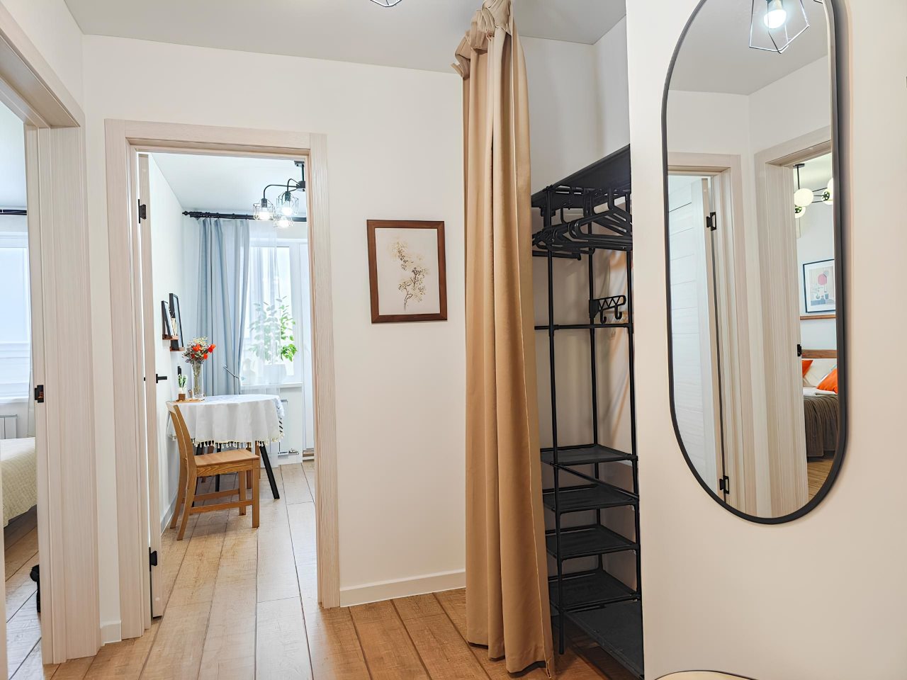 Апартаменты (Классный Домик. 1-комнатная квартира с видом на город и облака), Апартаменты Классный Домик. 1-комнатные с видом на город и облака