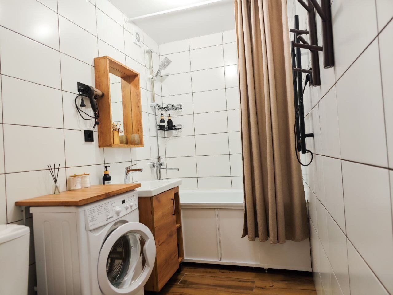 Апартаменты (Классный Домик. 1-комнатная квартира с видом на город и облака), Апартаменты Классный Домик. 1-комнатные с видом на город и облака