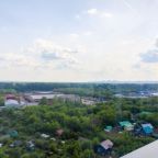 Вид на реку, Апартаменты Классный Домик. 1-комнатные с видом на город и облака