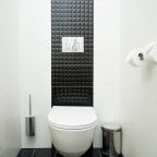 Люкс (LUXE), Отель HIDENS Hotel