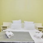 Апартаменты с двуспальной кроватью и диваном - кроватью