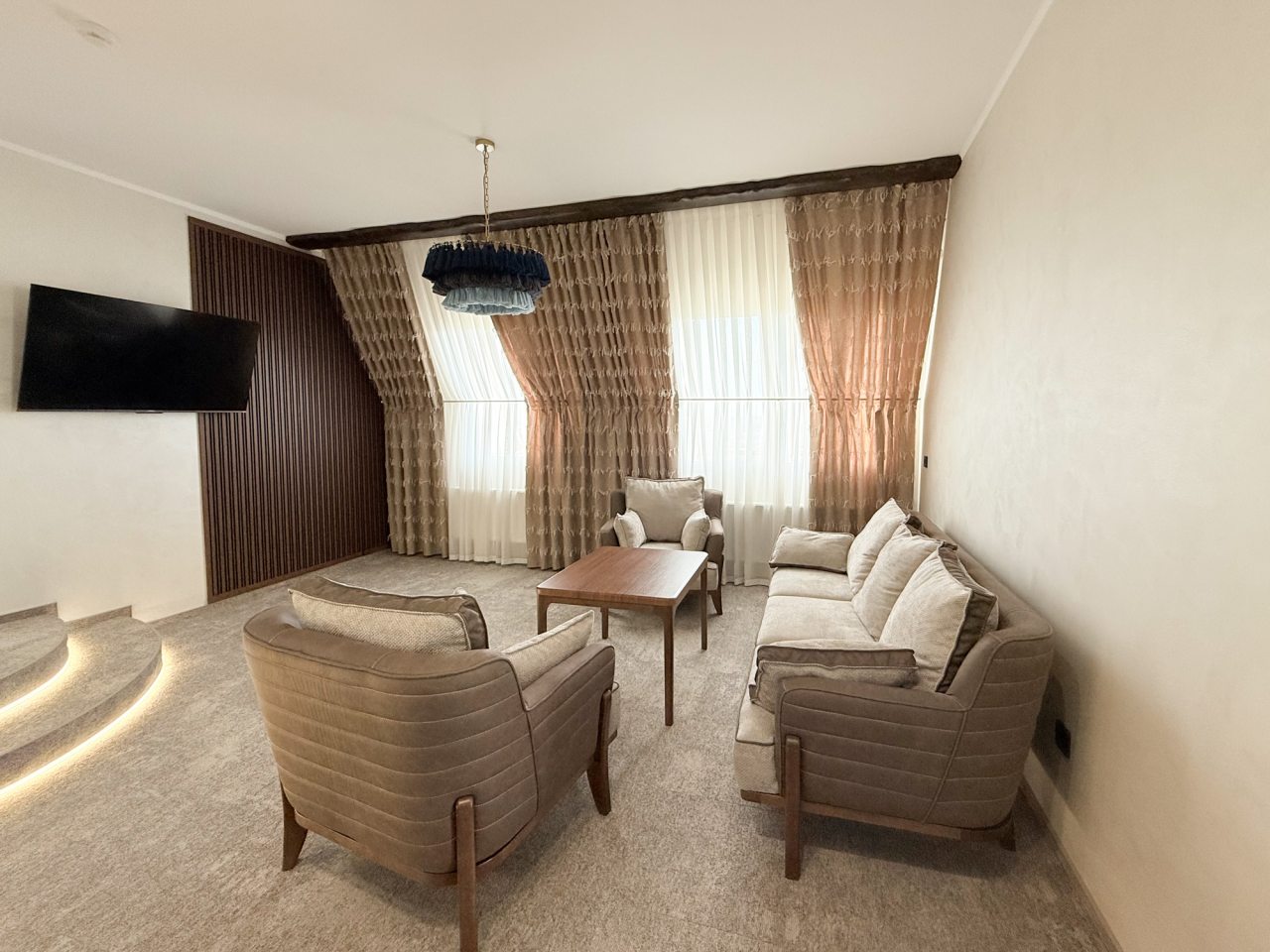 Люкс (Представительский с джакузи и камином), Отель Argo Hotel & Spa