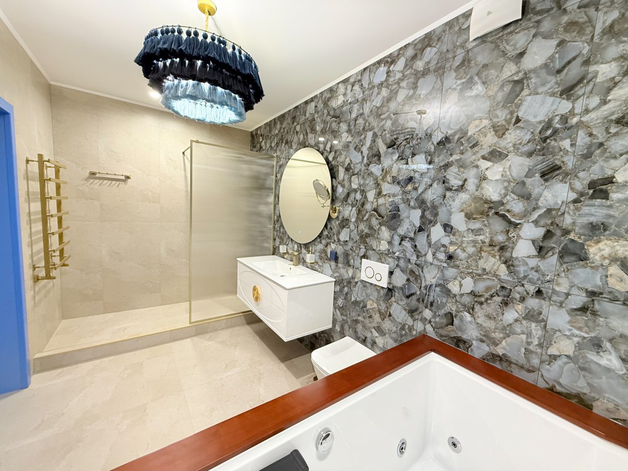 Люкс (Представительский с джакузи и камином), Отель Argo Hotel & Spa