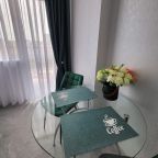 Апартаменты (Уютные недалеко от Южного вокзала в новом ЖК), Апартаменты На Тихорецком проезде