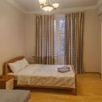 Апартаменты (Москва, Тверская улица, 8к1. Двухкомнатные для 6 гостей (2+2+2)), Апартаменты MaxRealty24 На Тверской 8к1