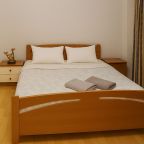 Апартаменты (Москва, Тверская улица, 8к1. Двухкомнатные для 6 гостей (2+2+2)), Апартаменты MaxRealty24 На Тверской 8к1