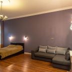 Двуспальная кровать Кинг-сайз (200*200) и раскладной диван