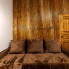 Двуспальный диван