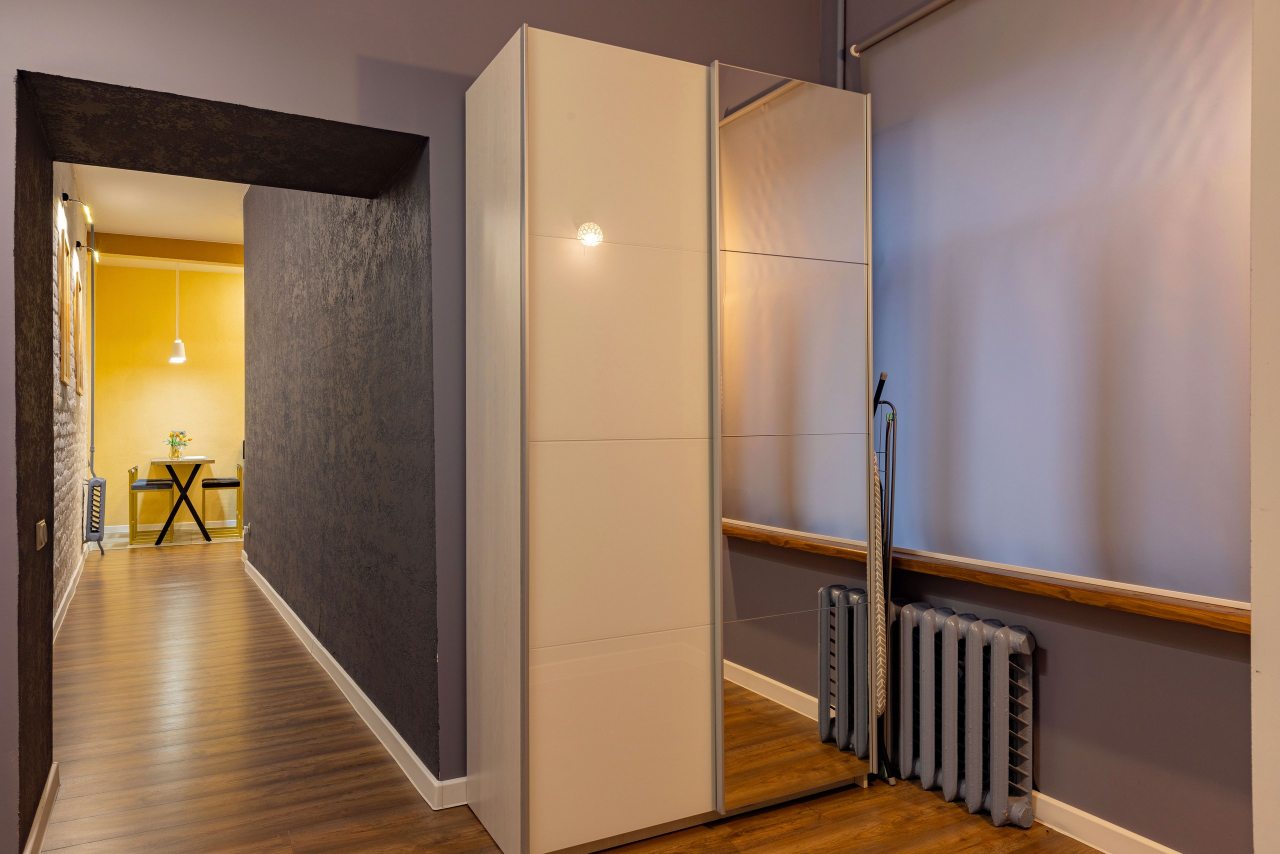 Апартаменты (Просторные апартаменты с видом во двор, 60 м2), Меблированные комнаты Арт Бутик Гончарная