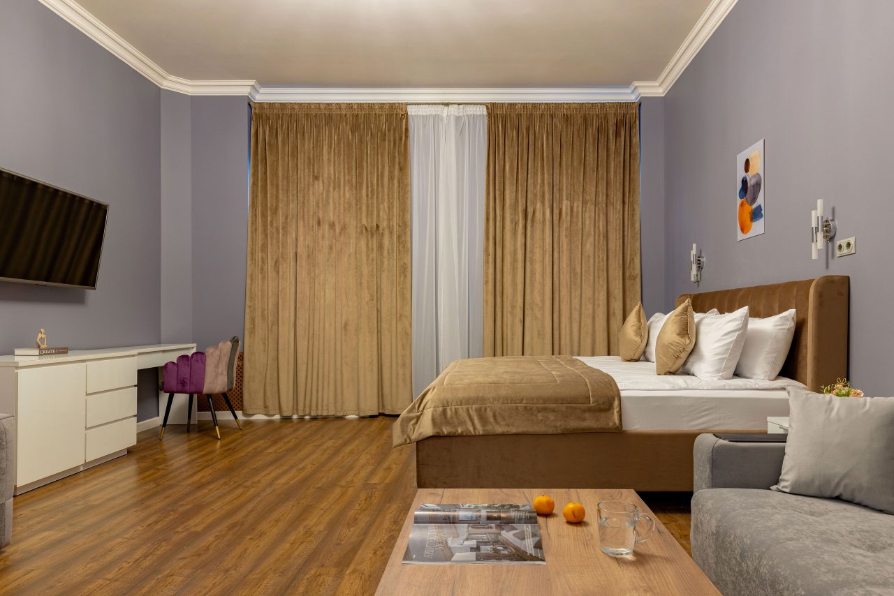 Апартаменты (Просторные апартаменты с видом во двор, 60 м2), Меблированные комнаты Арт Бутик Гончарная