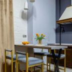 Апартаменты (Двухкомнатные апартаменты с видом во внутренний дворик, 40 м2), Меблированные комнаты Арт Бутик Гончарная