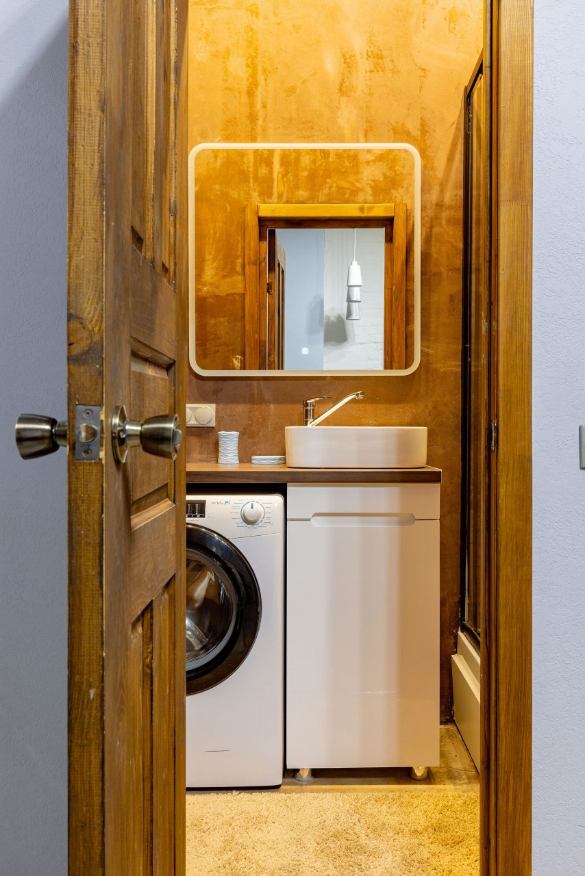 Апартаменты (Двухкомнатные апартаменты с видом во внутренний дворик, 40 м2), Меблированные комнаты Арт Бутик Гончарная