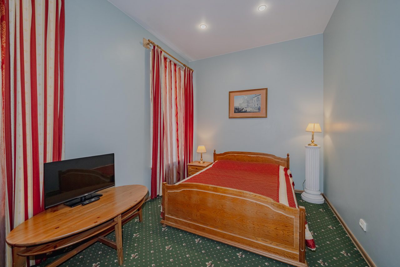 Четырехместный (Со своим санузлом), Апартаменты Абажур