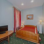 Четырехместный (Со своим санузлом), Апартаменты Абажур