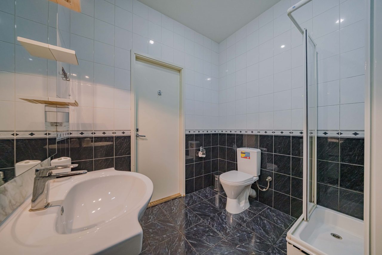 Четырехместный (Со своим санузлом), Апартаменты Абажур