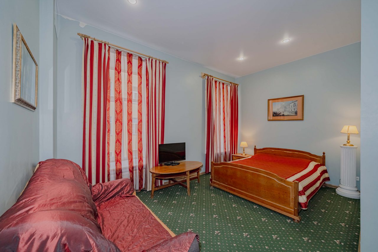 Четырехместный (Со своим санузлом), Апартаменты Абажур