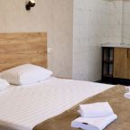 Полулюкс (Двухместный Апарт с балконом), Гостевой дом Апарт А33