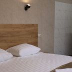 Полулюкс (Двухместный Апарт с балконом), Гостевой дом Апарт А33