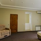 Детская кроватка, Гостиница КаСКАД