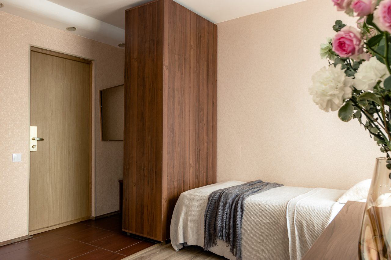 Трёхместный и более (Семейный трехместный номер), Отель Номера на Курской