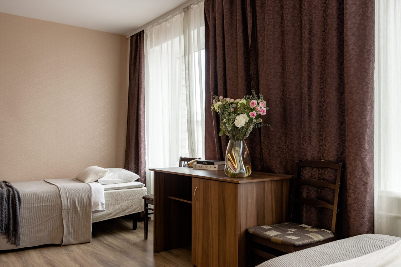 Трёхместный и более (Семейный трехместный номер), Отель Номера на Курской