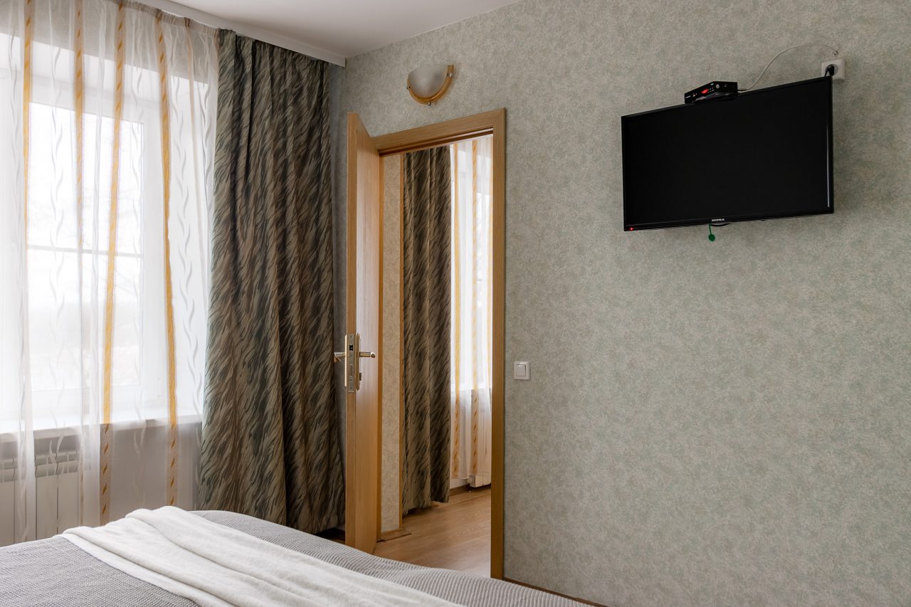 Трёхместный и более (Семейный двухкомнатный номер), Отель Номера на Курской