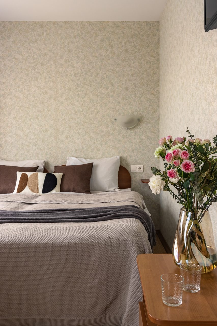 Трёхместный и более (Семейный двухкомнатный номер), Отель Номера на Курской