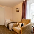 Полулюкс, Отель Номера на Курской