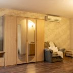 Люкс, Отель Номера на Курской