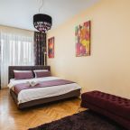 Апартаменты (В Центре Минска с Видом на Реку Свислочь), Апартаменты В центре города с видом на реку Свислочь