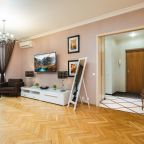 Апартаменты (В Центре Минска с Видом на Реку Свислочь), Апартаменты В центре города с видом на реку Свислочь